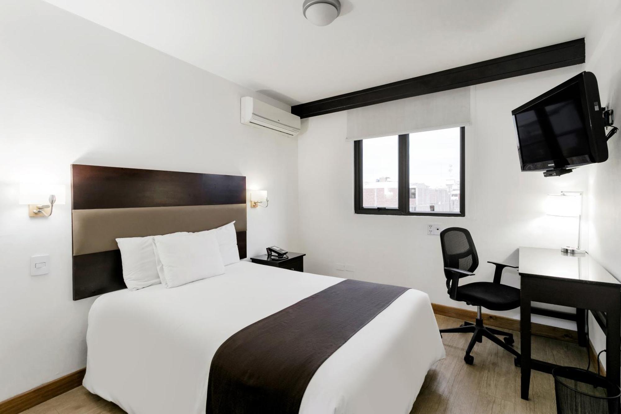 Wyndham Costa Del Sol Chiclayo Hotel Bagian luar foto