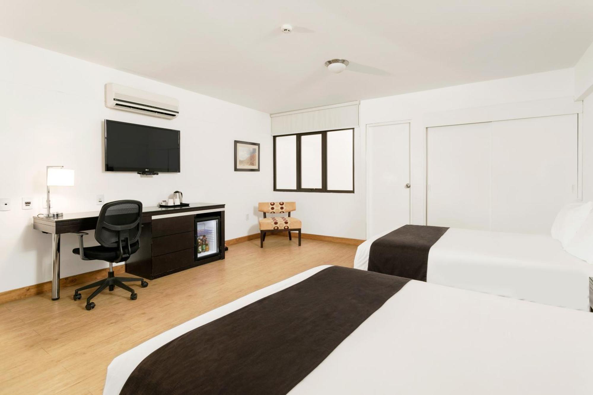Wyndham Costa Del Sol Chiclayo Hotel Bagian luar foto