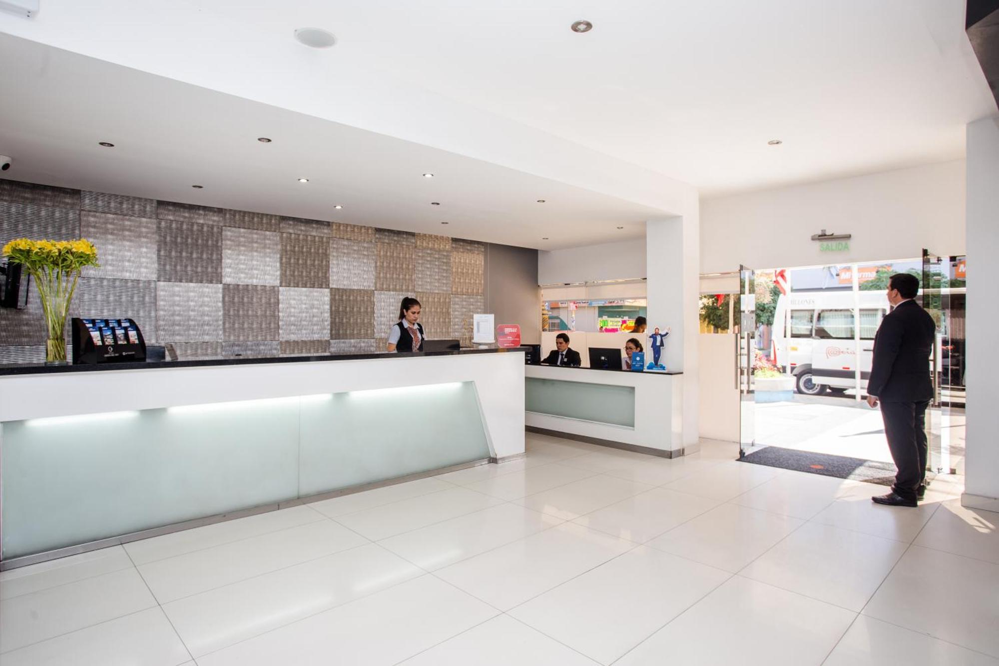 Wyndham Costa Del Sol Chiclayo Hotel Bagian luar foto