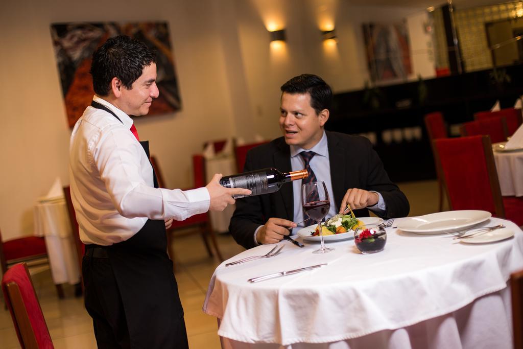 Wyndham Costa Del Sol Chiclayo Hotel Bagian luar foto